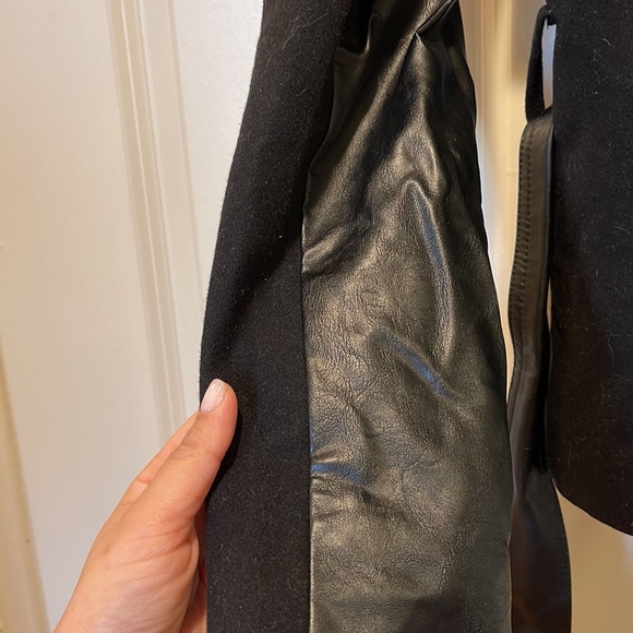 Black waist length coat with belt - Picture 2 of 3